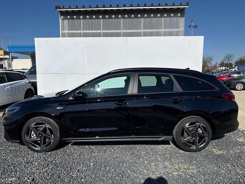 Neu Hyundai i30 N Line 150 PS (110 kW) 2026 Abyss black a2b Kombi