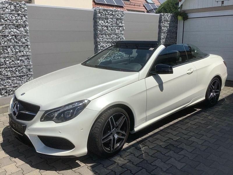 Gebraucht Mercedes E250 AMG 204 PS (150 kW) 2016 Weiß Cabrio