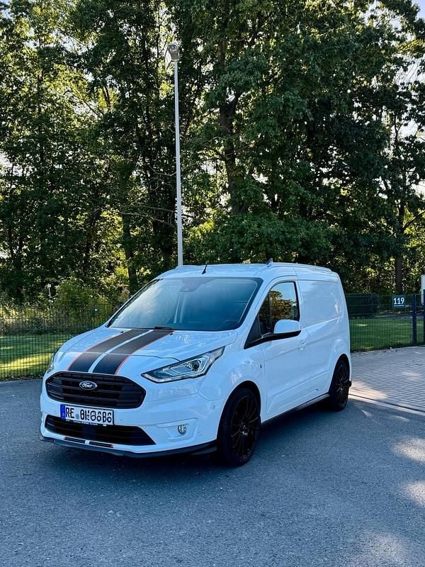 Weiß Gebraucht 2019 Ford Transit Sport Van / Kleinbus | 11.999 € (Superpreis) - Bild 1/4