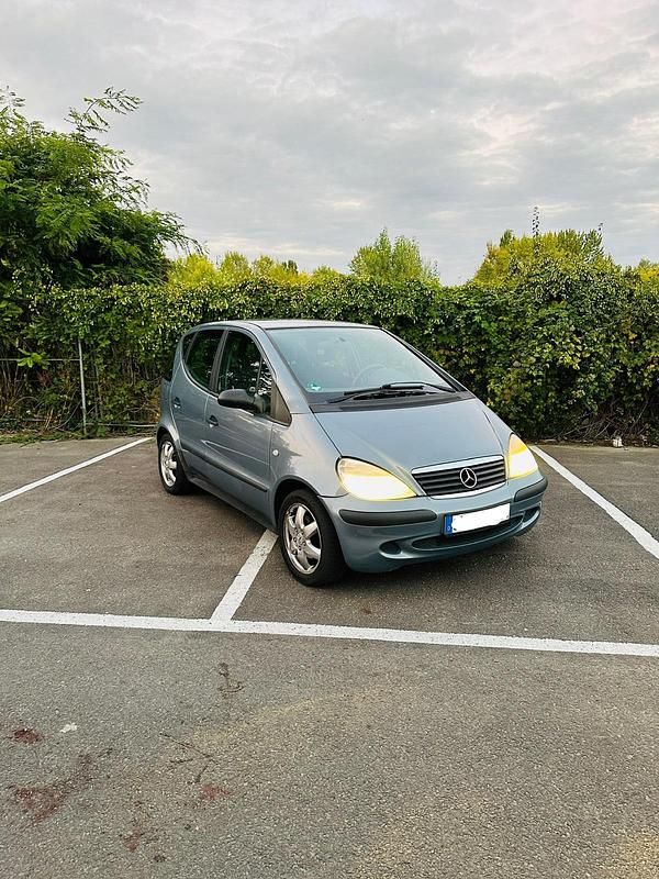 Gebraucht Mercedes A160 102 PS (75 kW) 2004 Blau Kleinwagen