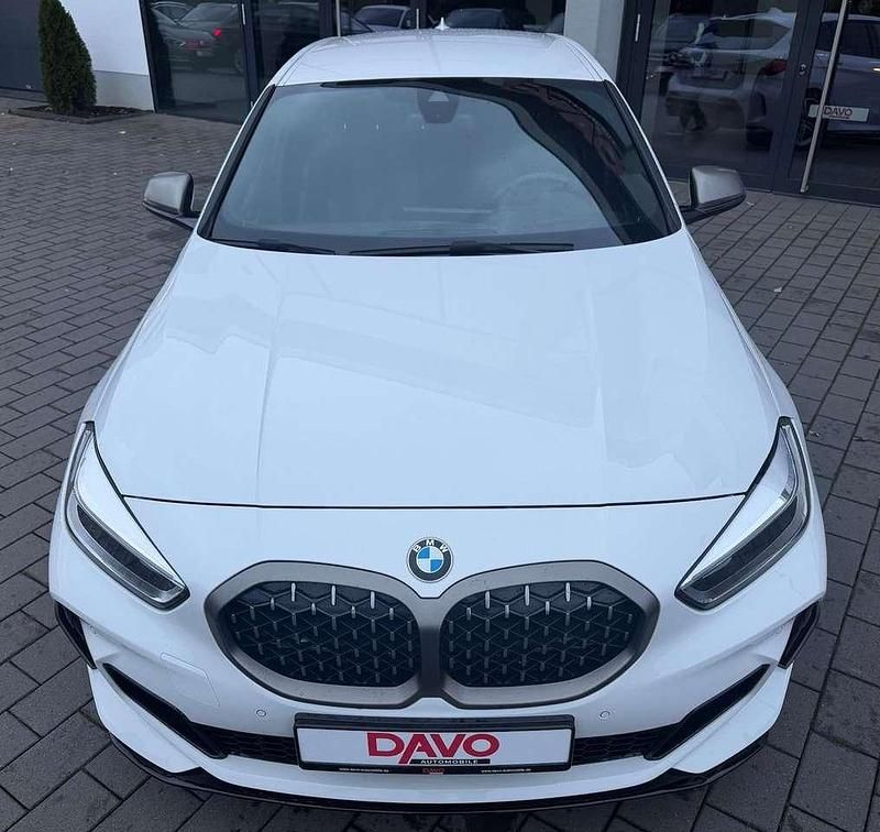 Gebraucht BMW 135 M Sport 306 PS (225 kW) 2022 Weiß Kleinwagen