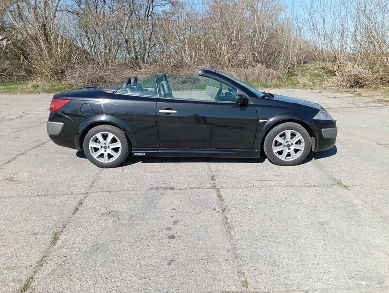 Schwarz Gebraucht 2005 Renault Mégane Cabriolet Cabrio | 2.700 € (Teuer) - Bild 1/4