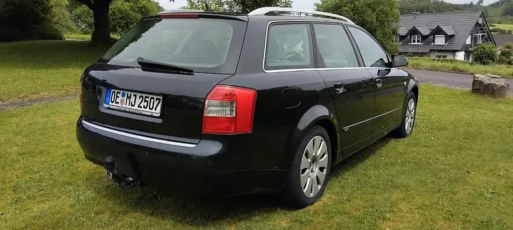 Gebraucht Audi A4 163 PS (119 kW) 2003 Schwarz Kombi