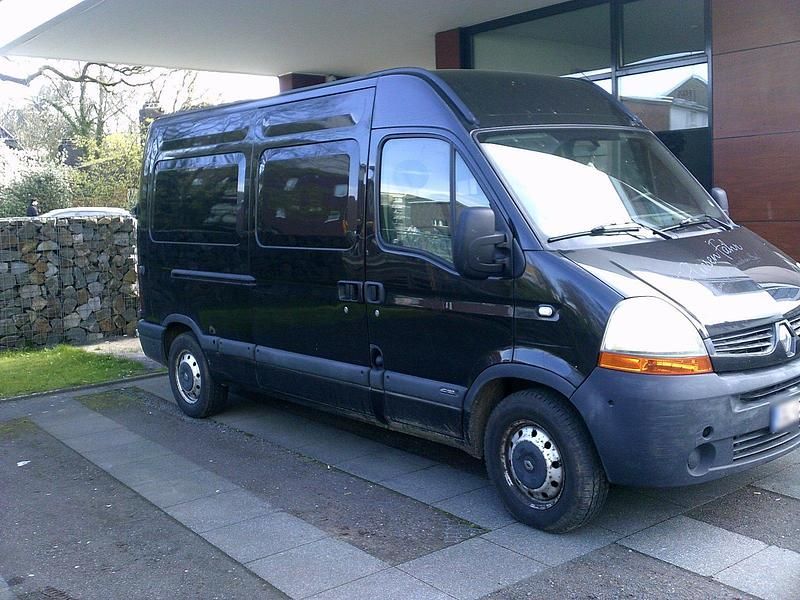 Gebraucht Renault Master 122 PS (89 kW) 2010 Schwarz Van / Kleinbus