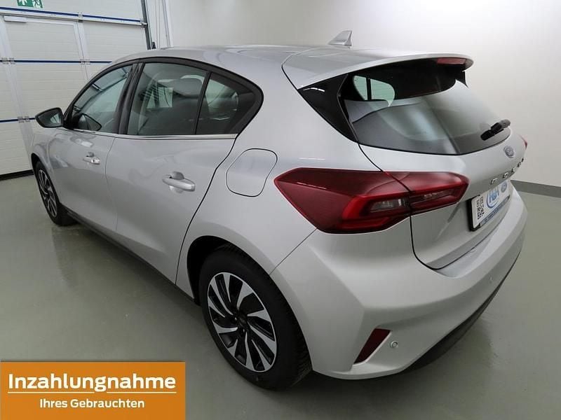 Gebraucht Ford Focus Titanium 155 PS (114 kW) 2024 Silber Limousine