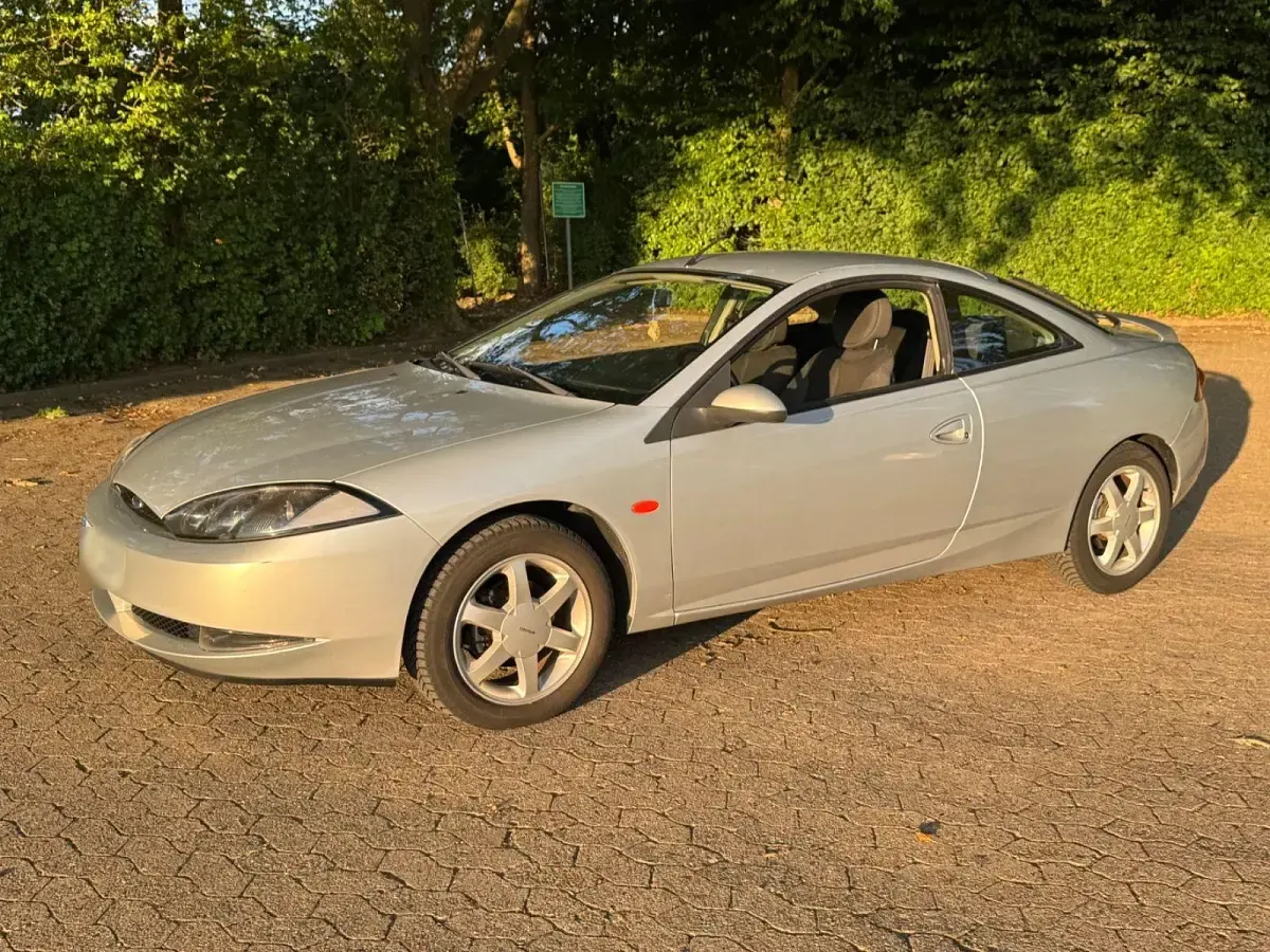 Gebraucht Ford Cougar 131 PS (96 kW) 1999 Silber Coupé