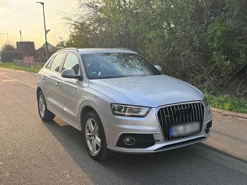 Gebraucht Audi Q3 S-Line 140 PS (102 kW) 2013 Silber SUV