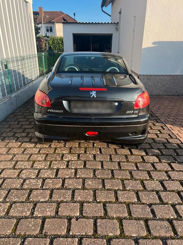 Gebraucht Peugeot 206 CC 110 PS (80 kW) 2003 Schwarz Cabrio