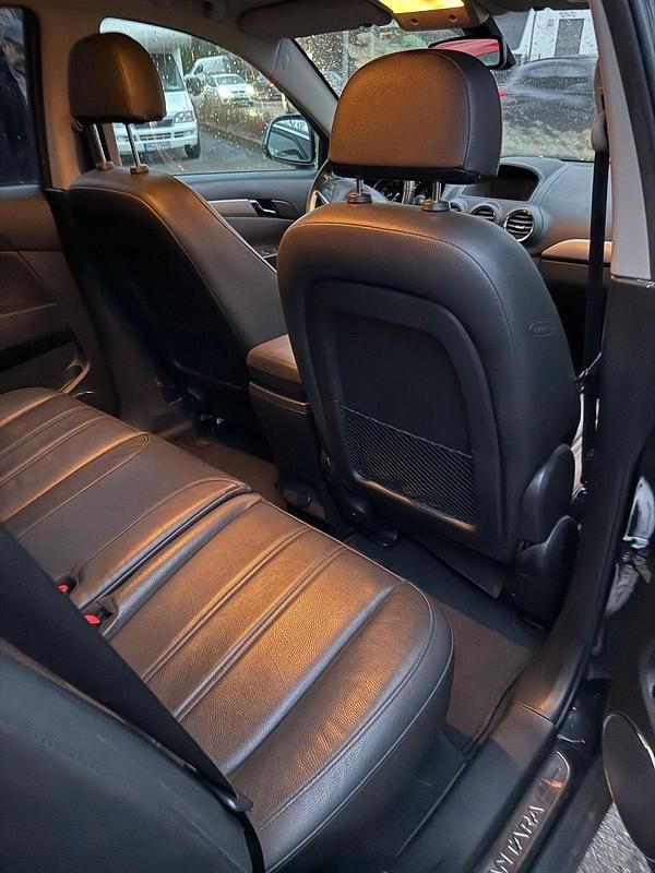Second-hand Opel Antara 184 CP (135 kW) 2015 Negru SUV