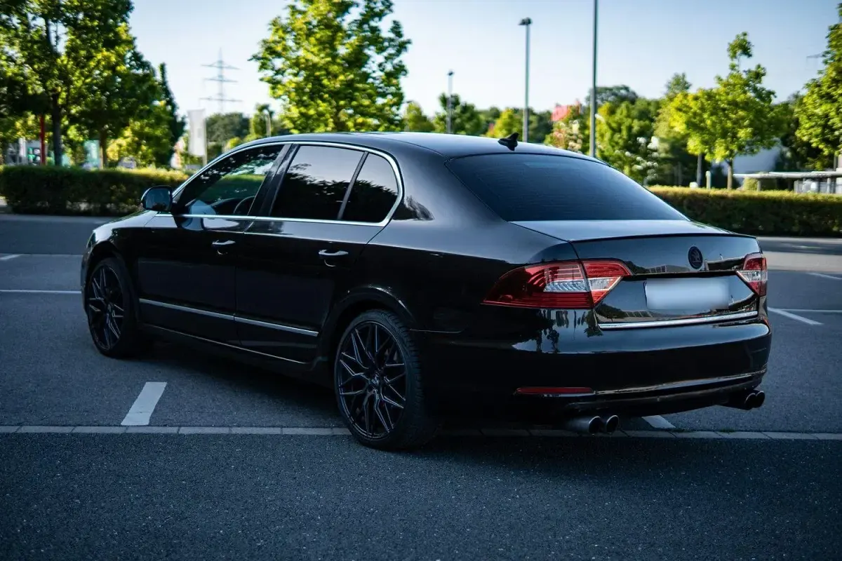 Gebraucht Skoda Superb Elegance 200 PS (147 kW) 2014 Braun Limousine