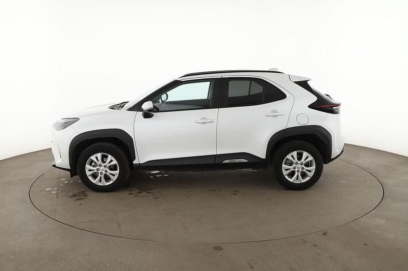 Gebraucht Toyota Yaris Cross Team 116 PS (85 kW) 2024 Weiß SUV