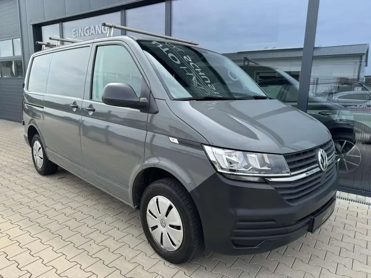 Gebraucht VW T6.1 110 PS (80 kW) 2023 Weiß Van