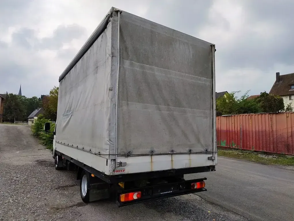 Second-hand Renault Master 131 CP (96 kW) 2017 Alb Van