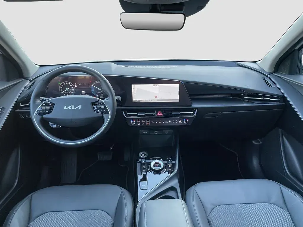 Gebraucht Kia e-Niro Vision 150 kW (204 PS) 2023 Weiß SUV