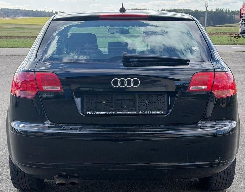 Gebraucht Audi A3 Attraction 105 PS (77 kW) 2007 Schwarz Kleinwagen