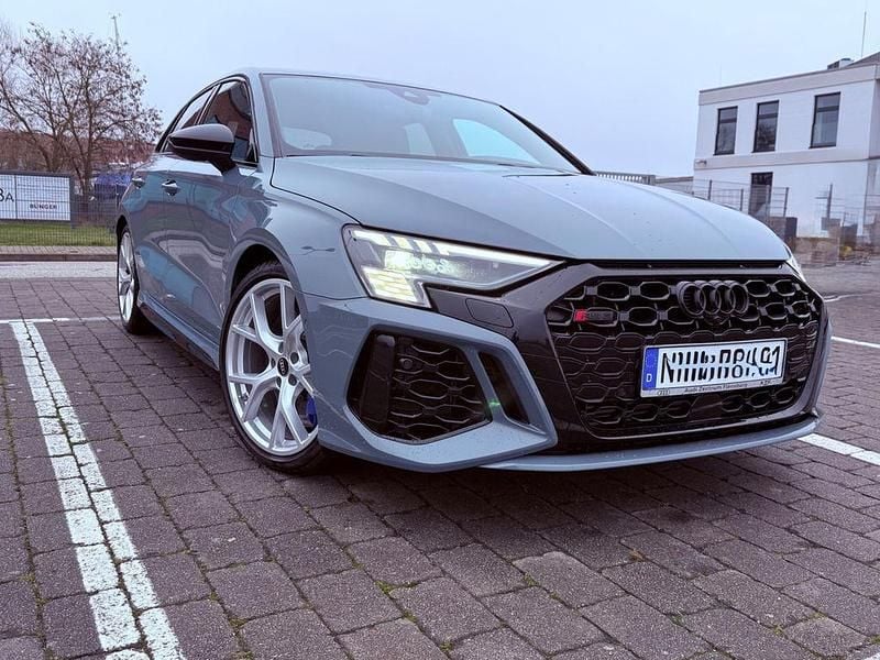 Gebraucht Audi RS3 Premium 400 PS (294 kW) 2022 Grau Limousine