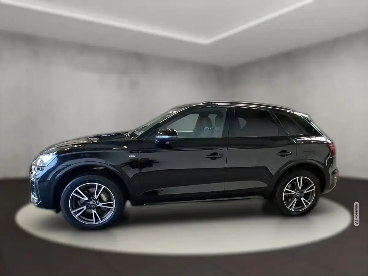 Gebraucht Audi Q5 S-Line 299 PS (219 kW) 2023 Schwarz metallic SUV