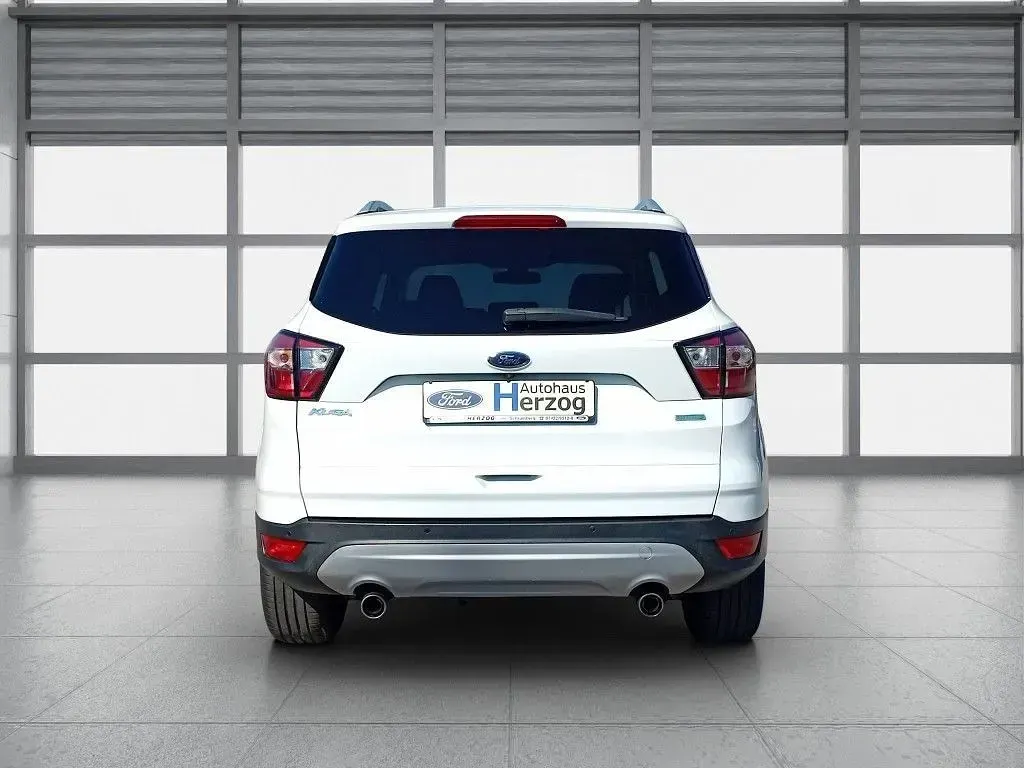 Gebraucht Ford Kuga Cool & Connect 150 PS (110 kW) 2017 Frostweiß SUV