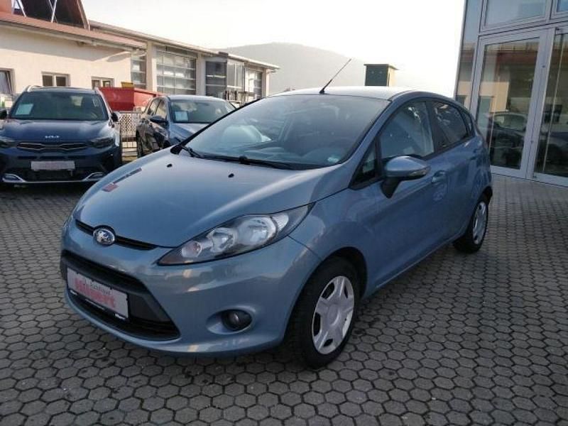 Gebraucht Ford Fiesta Trend 97 PS (71 kW) 2009 Avalongrau Kleinwagen