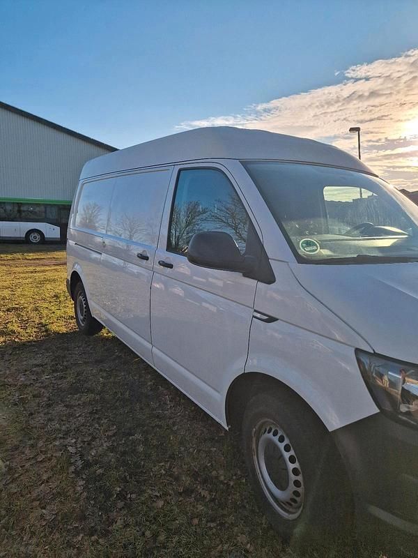 Gebraucht VW Transporter 150 PS (110 kW) 2019 Weiß Van