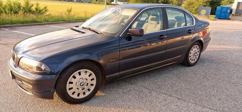 Blau Gebraucht 1999 BMW 323 Limousine | 2.200 € (Fairer Preis) - Bild 1/4