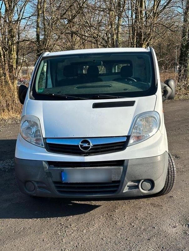 Gebraucht Opel Vivaro 114 PS (83 kW) 2009 Weiß Van / Kleinbus