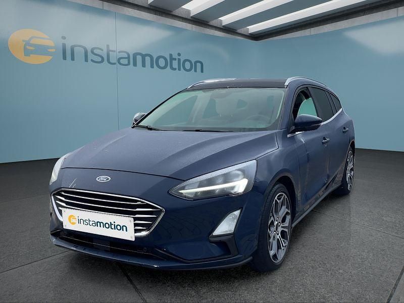 Blau Gebraucht 2019 Ford Focus Titanium Kombi | 19.999 € - Bild 1/4