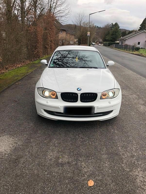 Gebraucht BMW 118 Coupé 143 PS (105 kW) 2007 Weiß Coupé