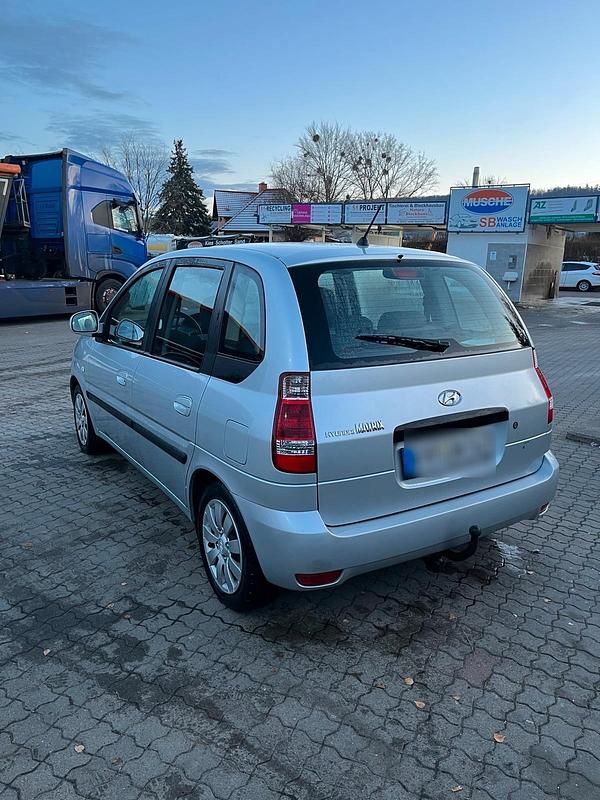 Silber Gebraucht 2008 Hyundai Matrix GLS Van / Kleinbus | 2.500 € (Fairer Preis) - Bild 1/4