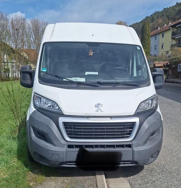 Gebraucht Peugeot Boxer 131 PS (96 kW) 2015 Weiß Van