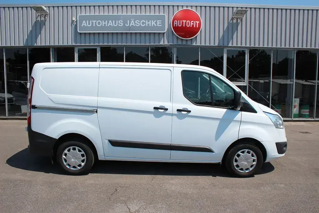 Gebraucht Ford Transit Custom 131 PS (96 kW) 2017 Weiß Van / Kleinbus