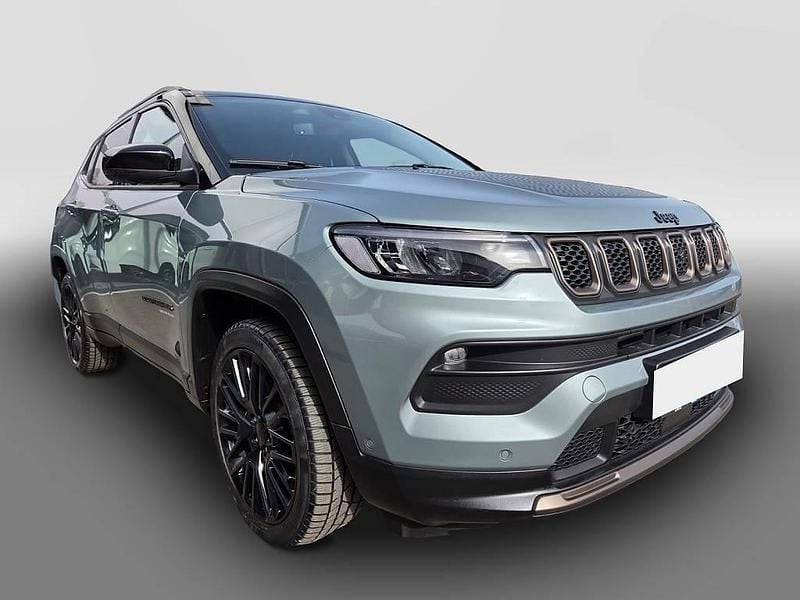 Gebraucht Jeep Compass 131 PS (96 kW) 2022 Blau SUV