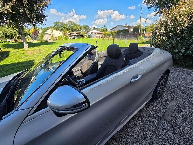 Gebraucht 2020 Mercedes C180 AMG line Cabrio | 32.500 € (Fairer Preis) - Bild 1/4