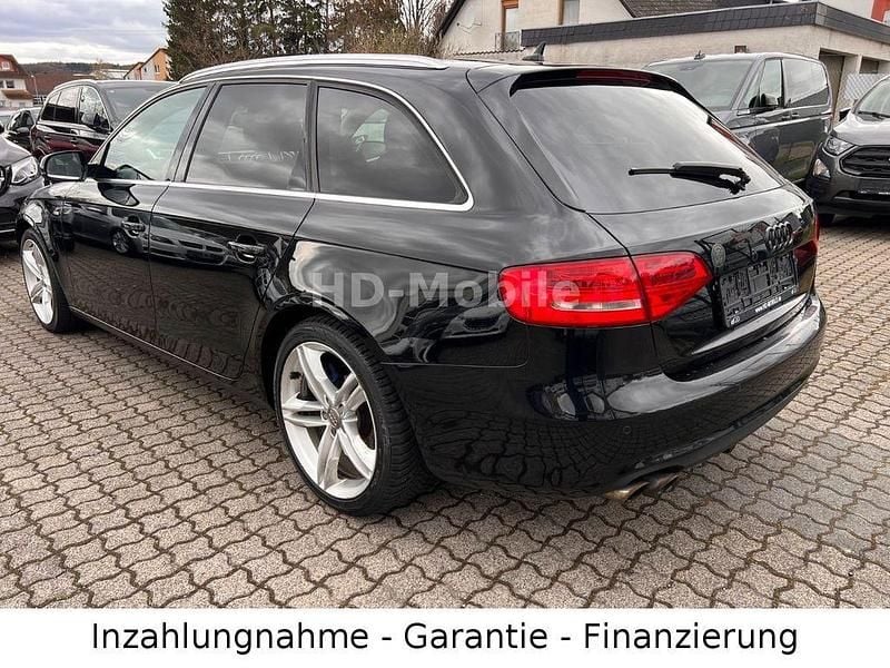 Gebraucht Audi A4 Ambiente 177 PS (130 kW) 2012 Schwarz Kombi