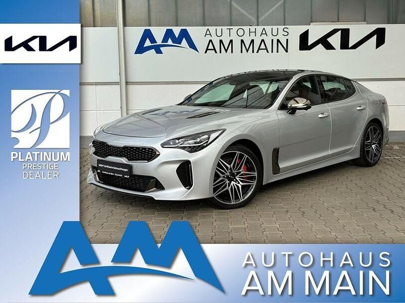 Silber Gebraucht 2023 Kia Stinger Kleinwagen | 53.950 € (Teuer) - Bild 1/3