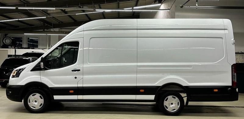 Gebraucht Ford Transit Trend+ 131 PS (96 kW) 2024 Weiß Van / Kleinbus