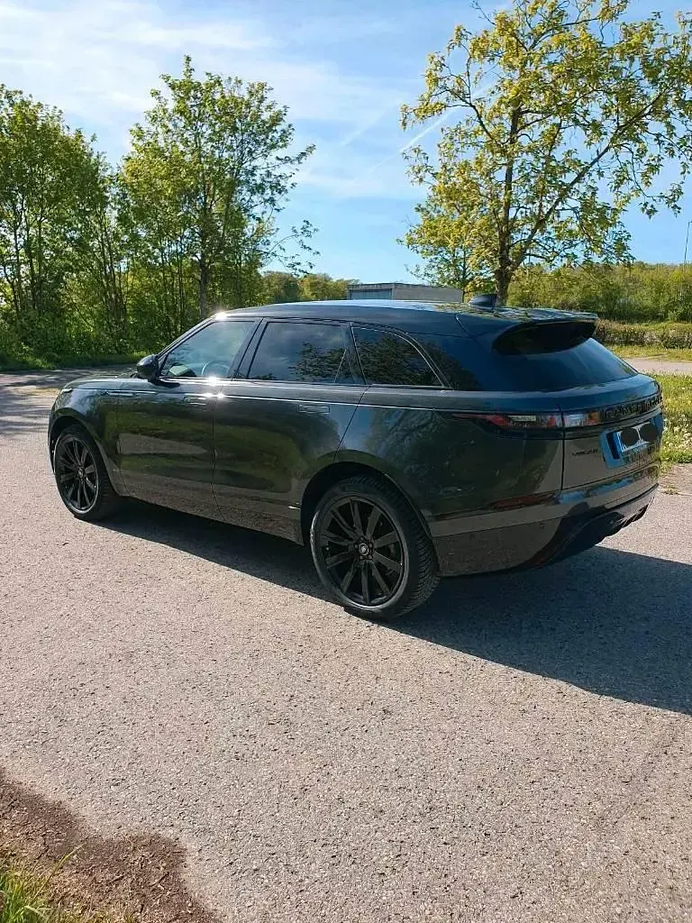 Gebraucht Land Rover Range Rover Velar R-Dynamic 250 PS (183 kW) 2017 Grau SUV