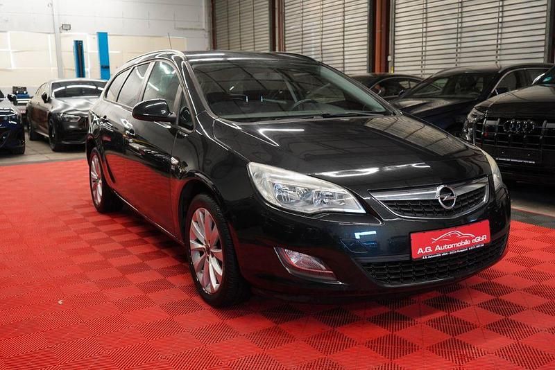 Second-hand Opel Astra 140 CP (102 kW) 2012 Negru Break