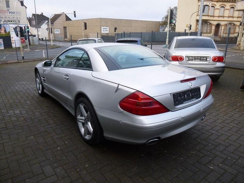 Gebraucht Mercedes SL500 306 PS (225 kW) 2002 Silber Cabrio