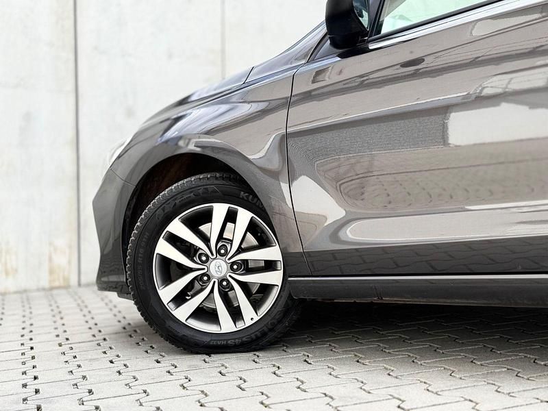 Second-hand Hyundai i30 99 CP (72 kW) 2019 Gri Break