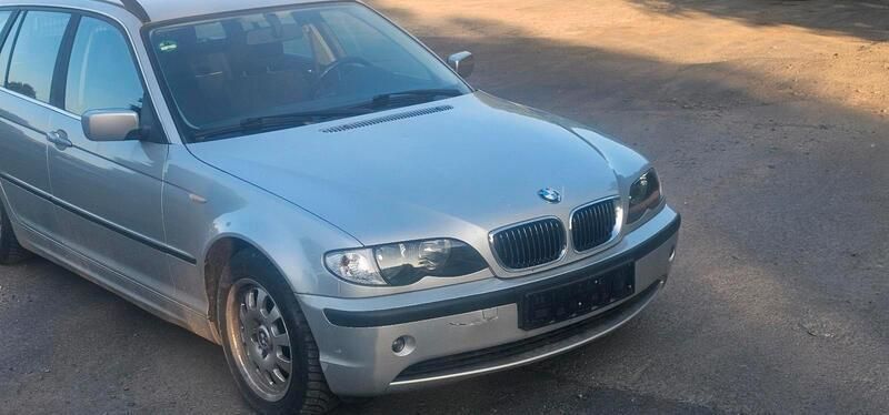 Silber Gebraucht 2004 BMW 320 Kombi | 1.999 € (Superpreis) - Bild 1/4