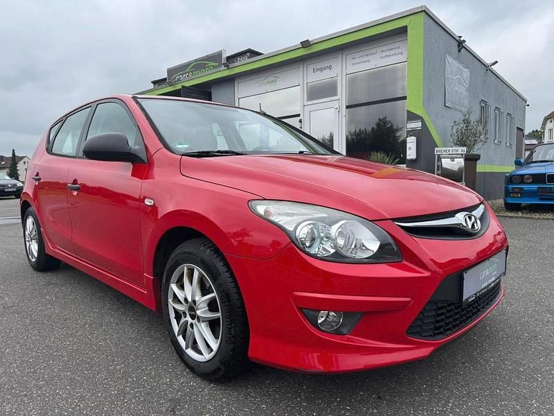 Rot Gebraucht 2010 Hyundai i30 Classic Kleinwagen | 2.500 € (Guter Preis) - Bild 1/4