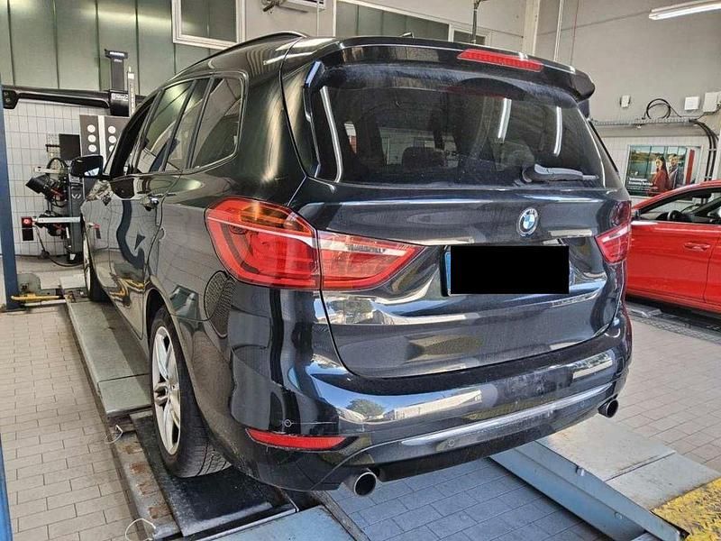 Gebraucht BMW 220 Active Tourer M Sport 192 PS (141 kW) 2017 Schwarz Van / Kleinbus