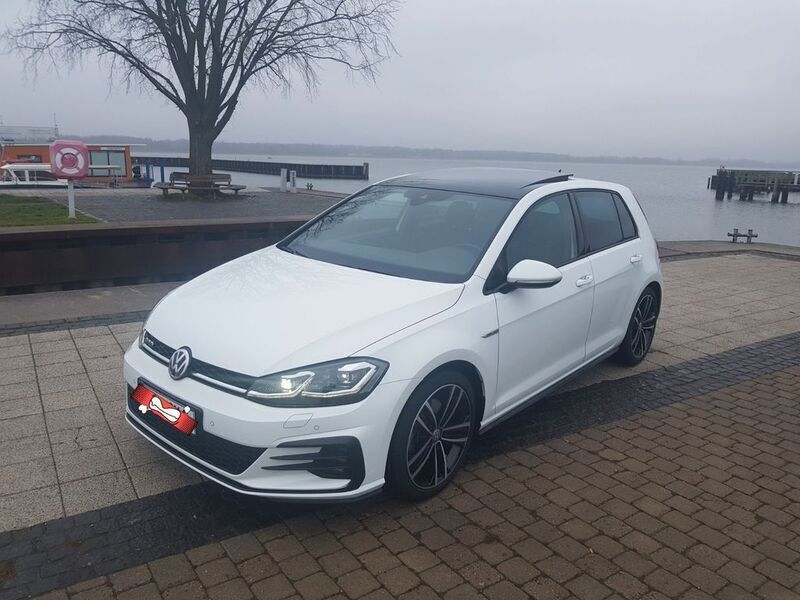 Weiß Gebraucht 2017 VW Golf VII GTD Limousine | 16.500 € (Fairer Preis) - Bild 1/4