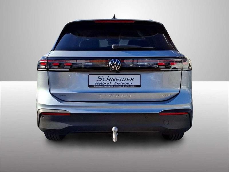 Neu VW Tiguan Life 150 PS (110 kW) 2025 Silber SUV