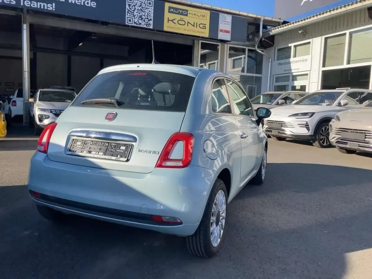 Gebraucht Fiat 500 Basis 69 PS (50 kW) 2023 Tau grün (grün) Kleinwagen