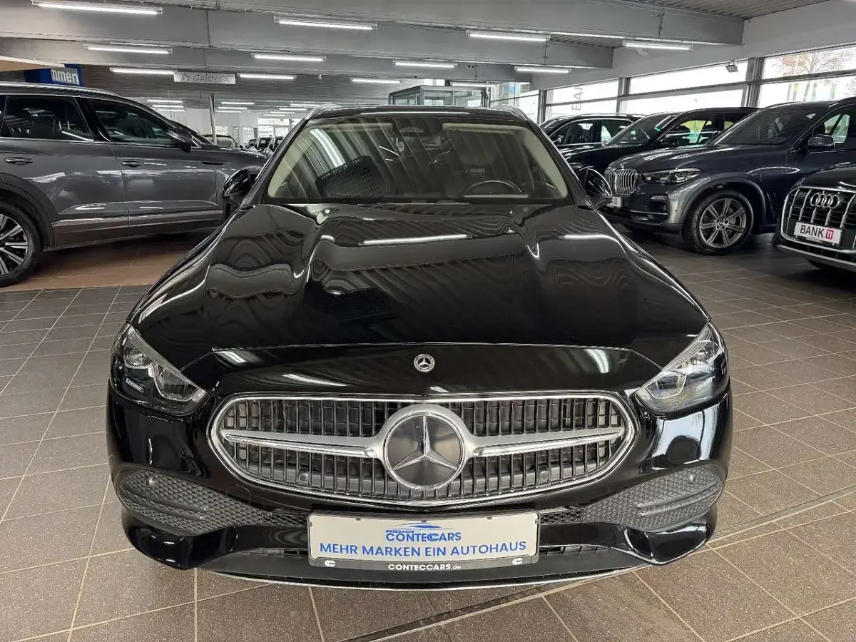 Gebraucht Mercedes C220 Advanced Plus 197 PS (144 kW) 2023 Obsidianschwarz Kombi