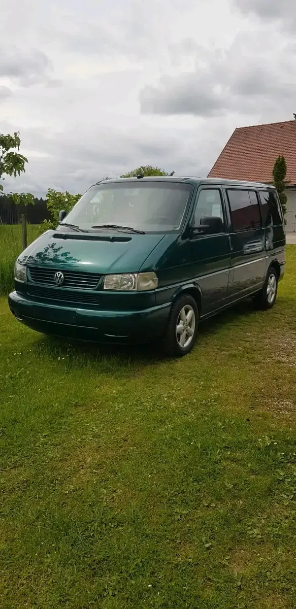 Gebraucht VW T4 151 PS (111 kW) 2000 Grün Van