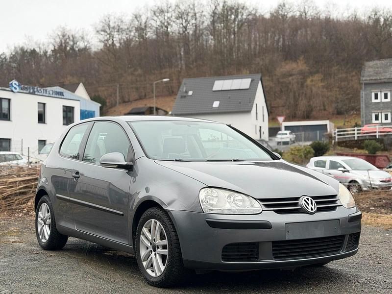 Gebraucht VW Golf IV 75 PS (55 kW) 2004 Grau Limousine