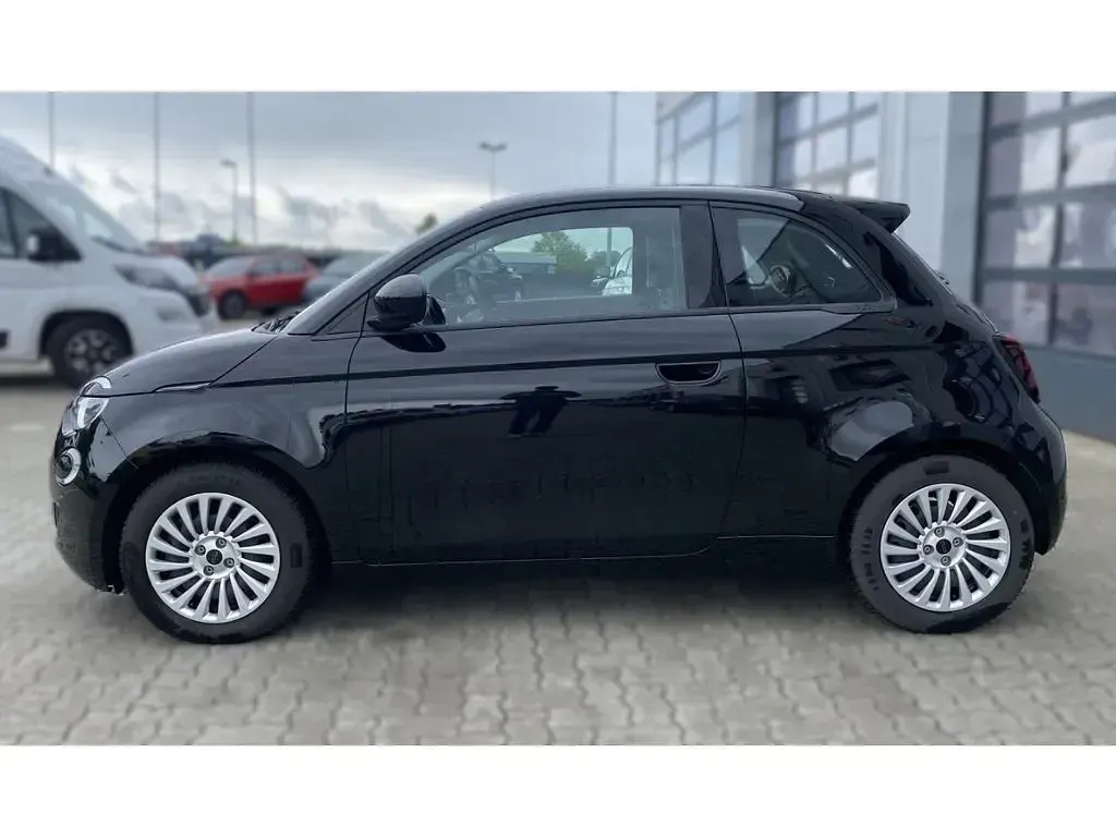 Usata Fiat 500e Action 69 kW (95 CV) 2023 Nero Utilitaria